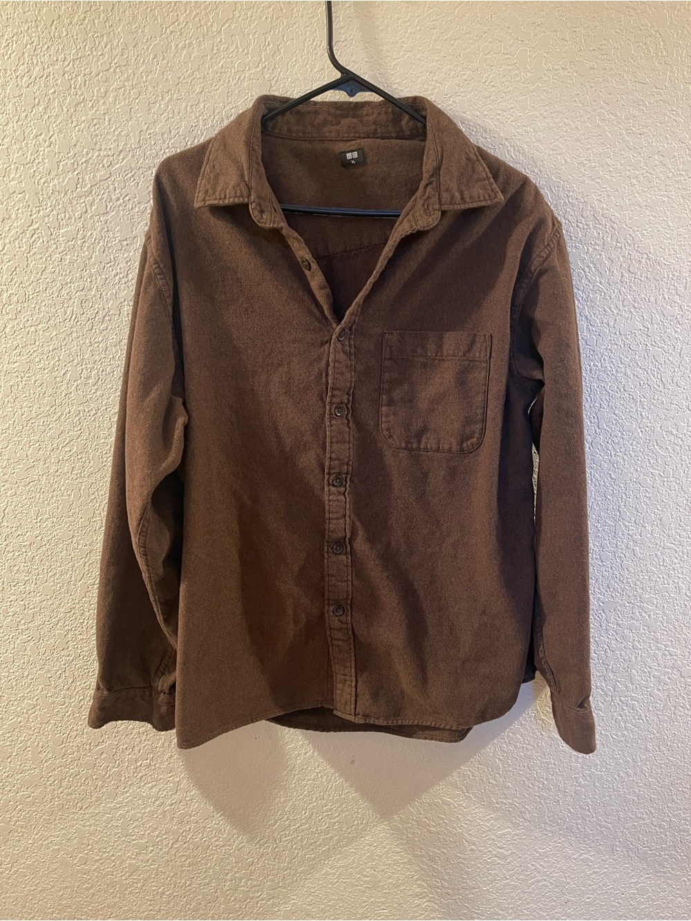 Uniqlo Men's Brown Long-Sleeve Button-Down Shirt